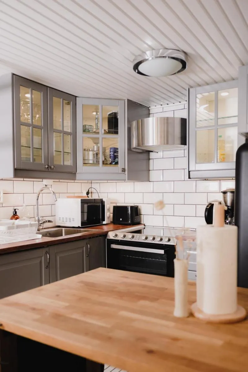 Image 6 of Cozy and stylish studio in Kamppi