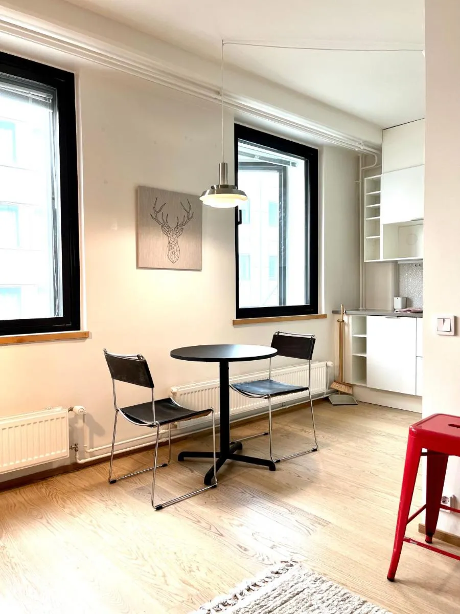 Image 5 of Downtown Suite