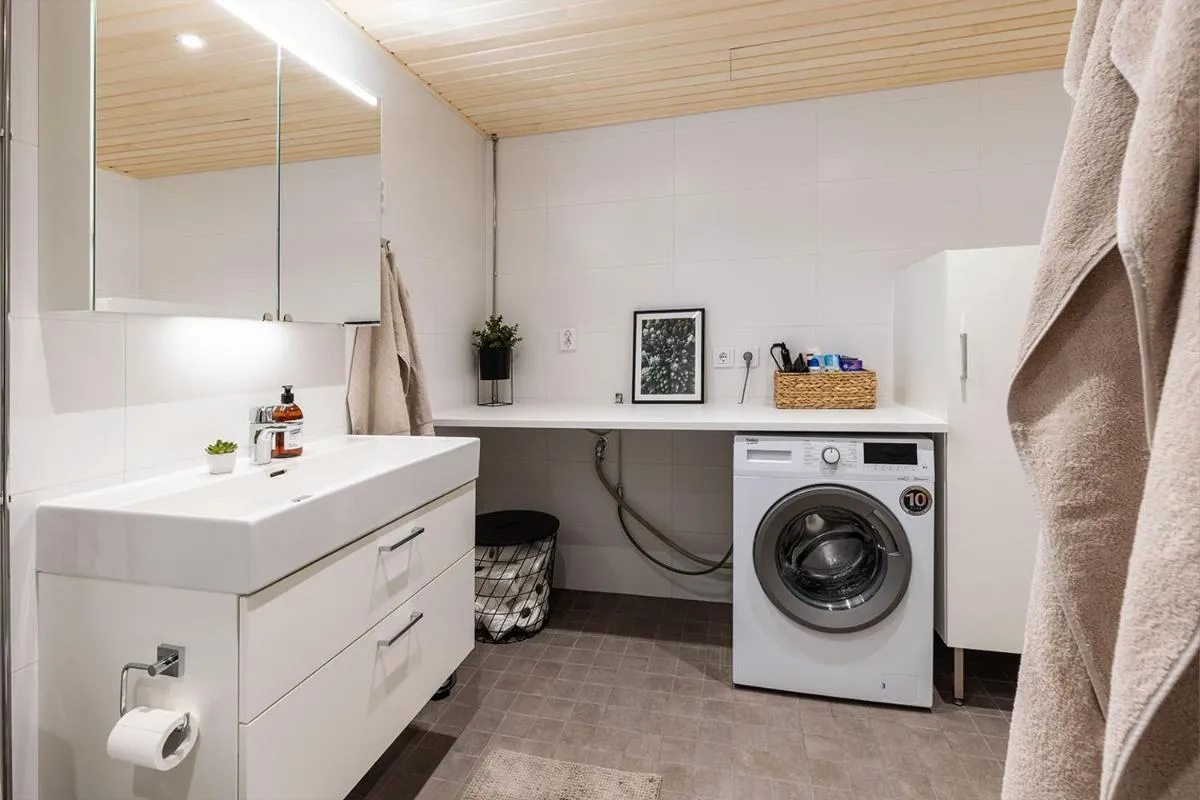Image 5 of Stylish Scandinavian Suite – Sauna, Harbor & Free Parking